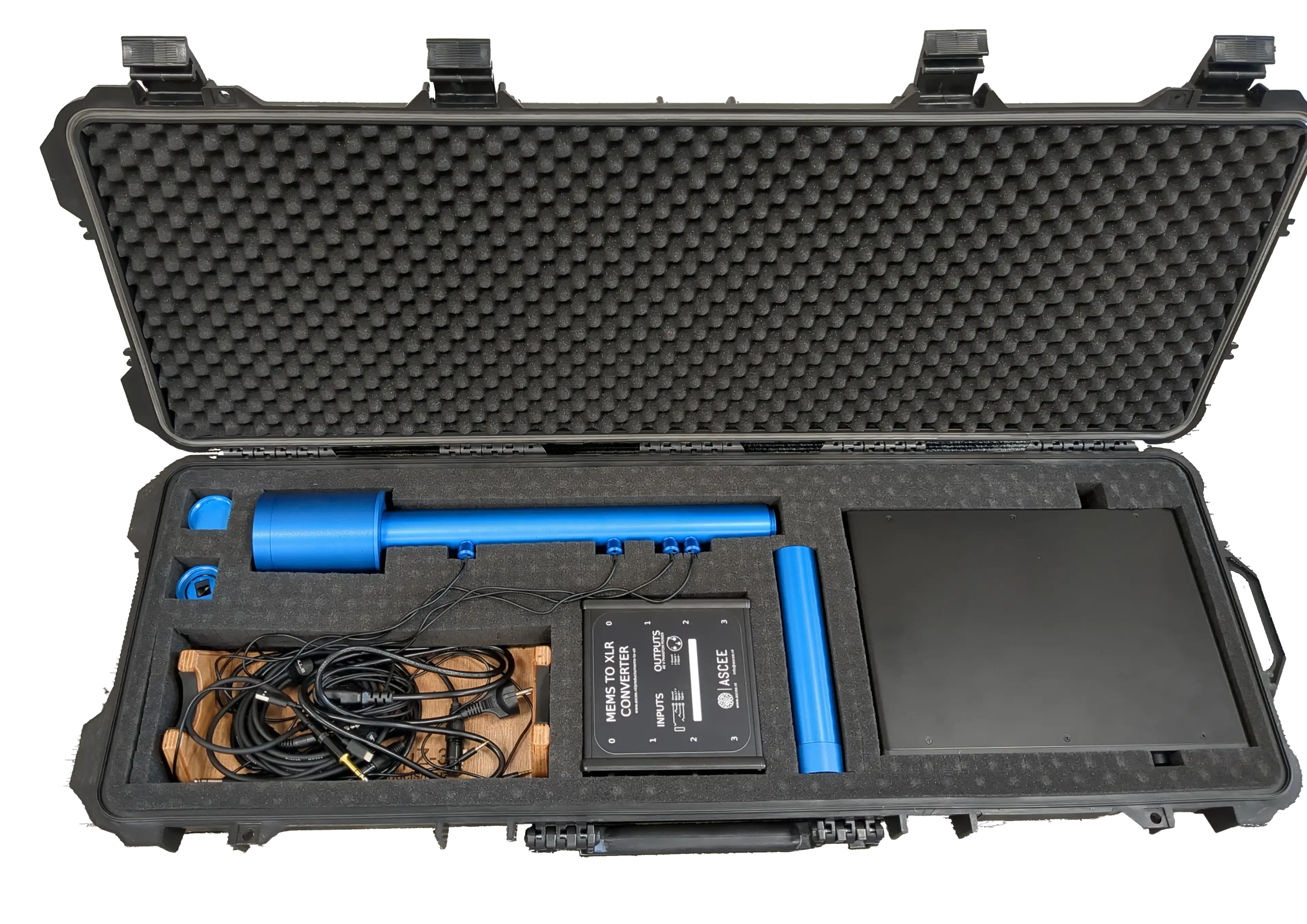 Muz system in its transport case